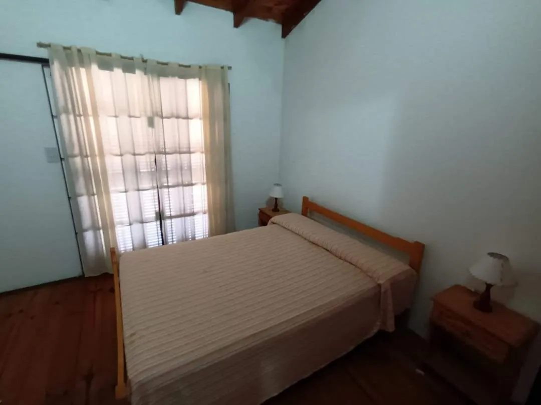 DUPLEX AL FRENTE CON QUINCHO