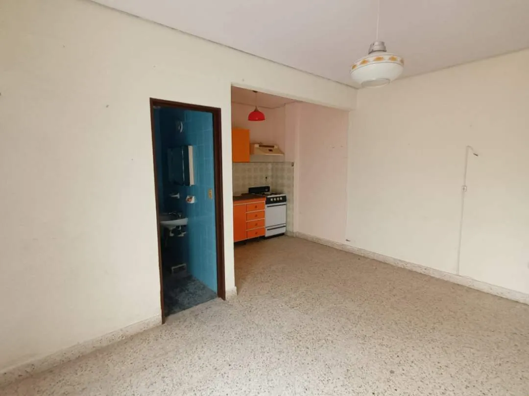 DEPTO 2 AMBIENTES CON PATIO /    RESERVADO