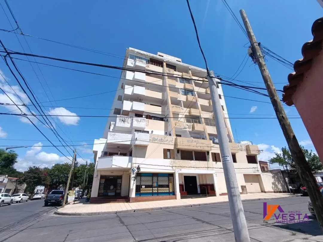 LEGUIZAMON Y PEDERNERA-DEPARTAMENTO-VENTA-4 DORMITORIOS-COCHERA-MACROCENTRO-APTO CREDITO-SALTA