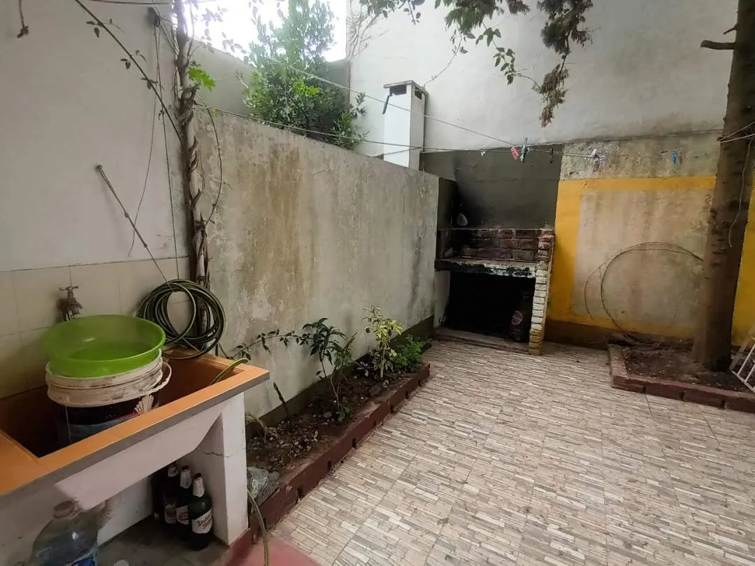 VENDE DPTO 2 AMBIENTES