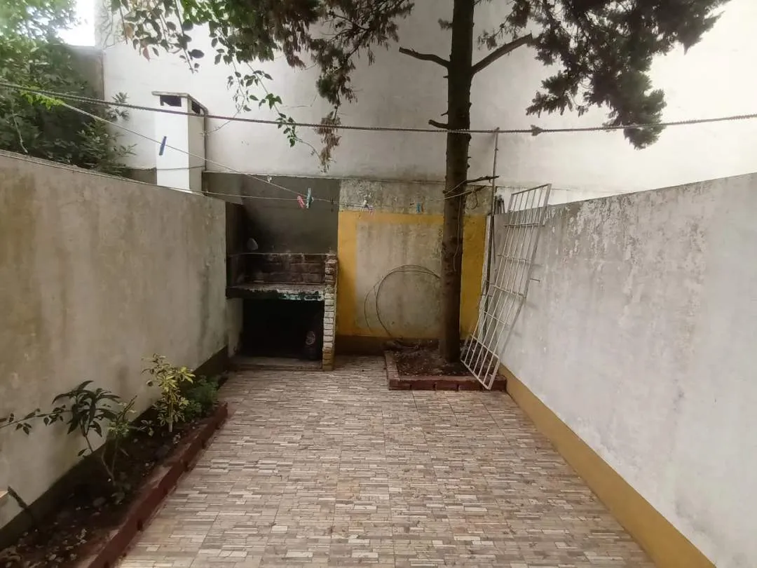 VENDE DPTO 2 AMBIENTES