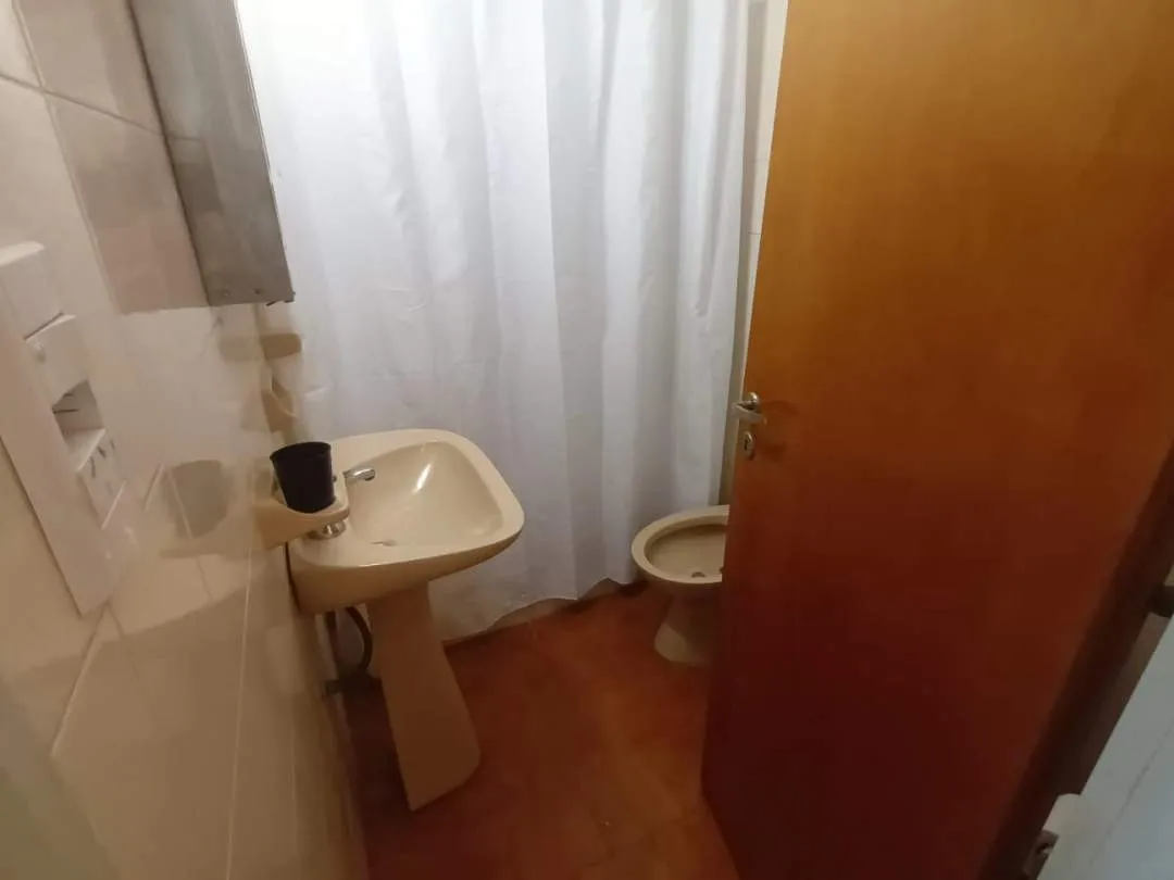 VENDE DPTO 2 AMBIENTES