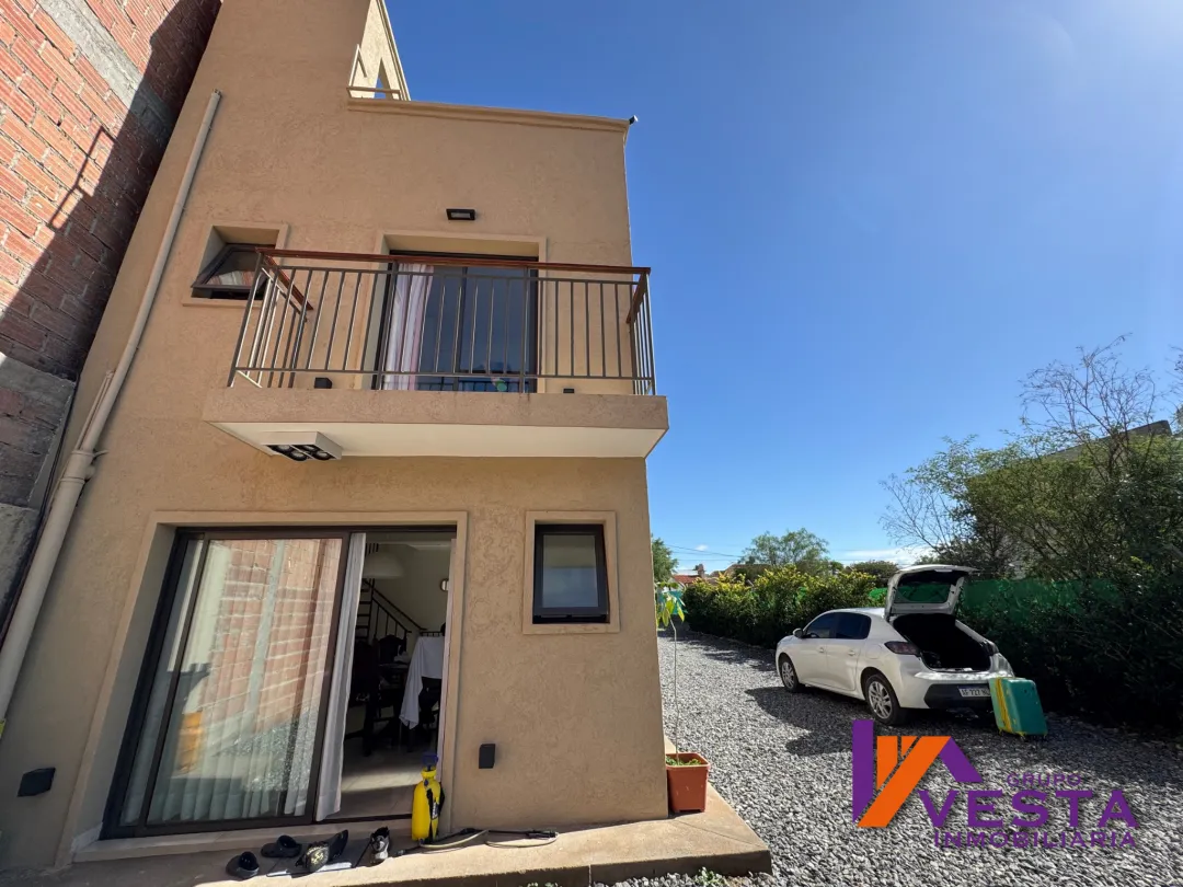 CAFAYATE-DUPLEX EN VENTA -BARRIO PASEO DE LAS VIÑAS