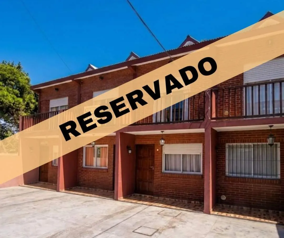 OPORTUNIDAD! SE VENDE TRIPLEX 4 AMBIENTES FINANCIADO