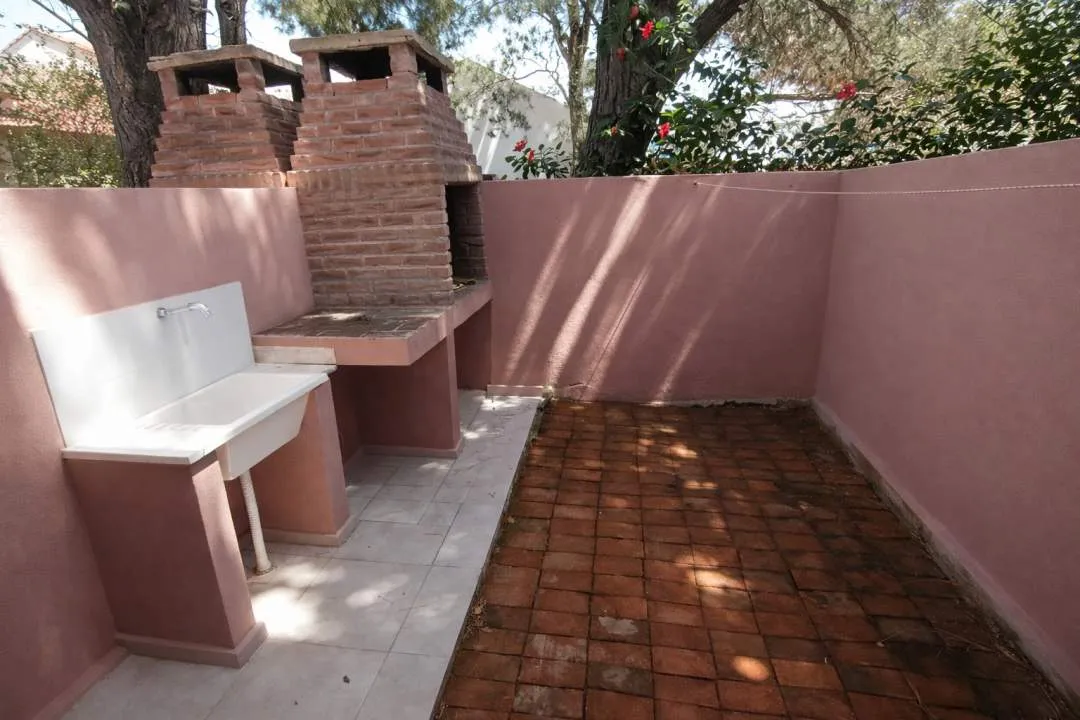 OPORTUNIDAD! SE VENDE TRIPLEX 4 AMBIENTES FINANCIADO
