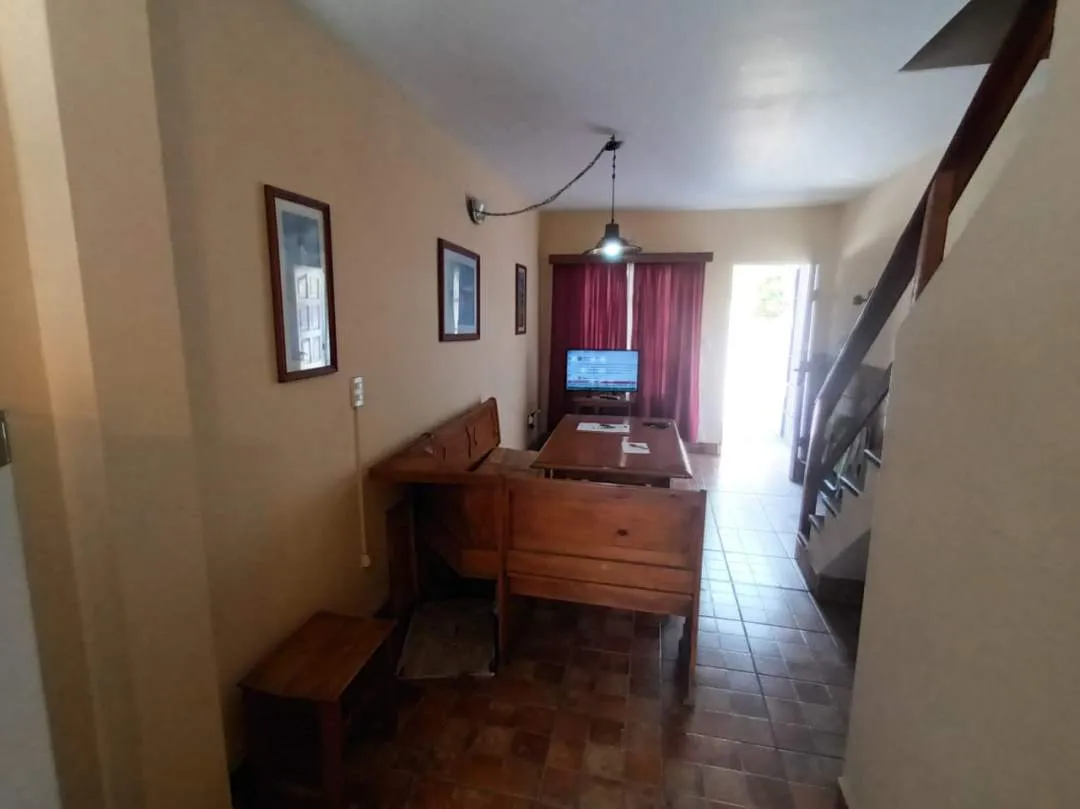 TRIPLEX DE 4 AMBIENTES A METROS DEL MAR