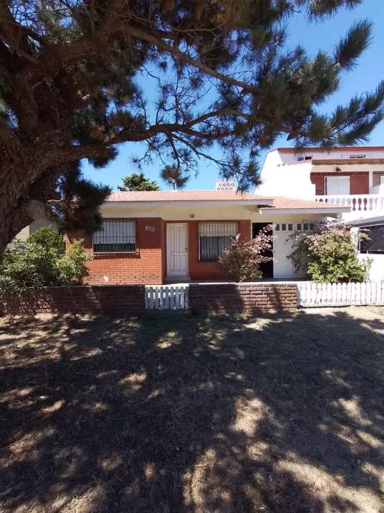 EN VENTA CASA DE 3 AMBIENTES