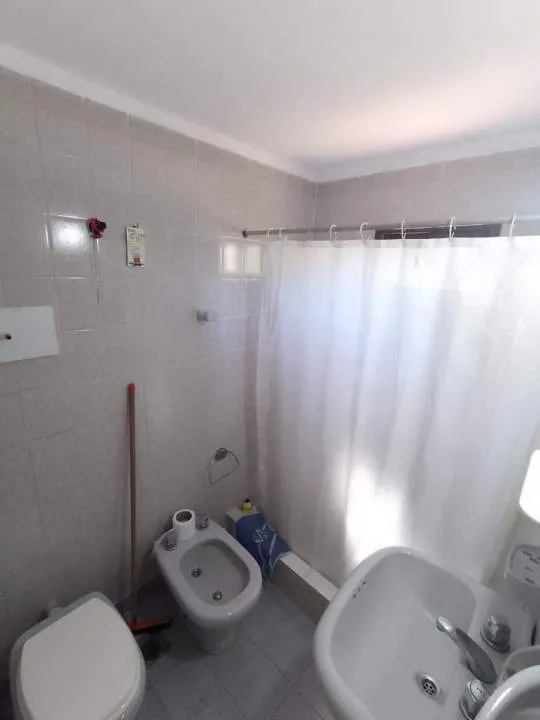 EN VENTA CASA DE 3 AMBIENTES