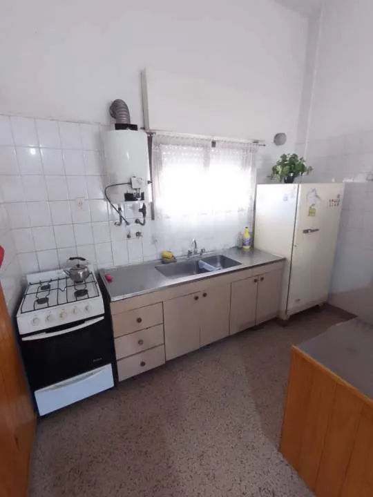 EN VENTA CASA DE 3 AMBIENTES