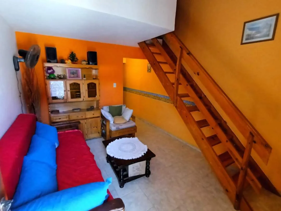 HERMOSO DUPLEX AL FRENTE