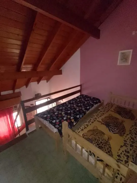 DUPLEX CON COCHERA CUBIERTA