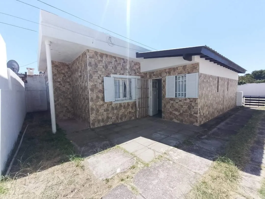 CHALET 4 AMBIENTES