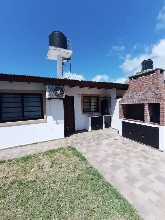 EN VENTA CASA 3 AMBIENTES