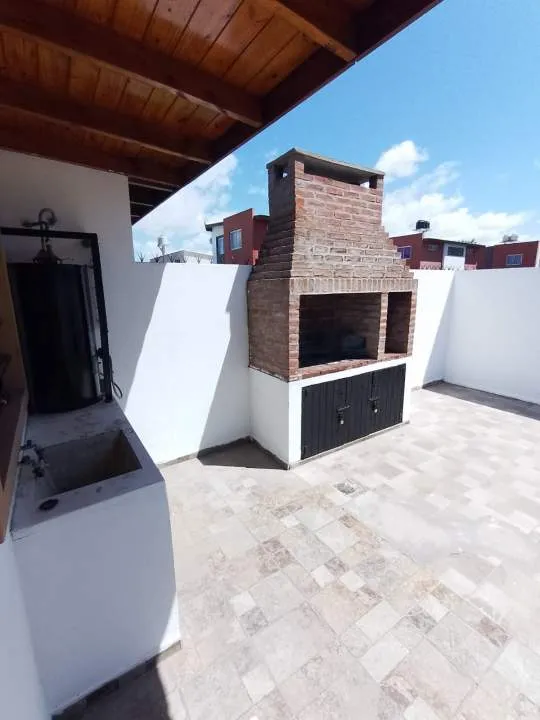 EN VENTA CASA 3 AMBIENTES