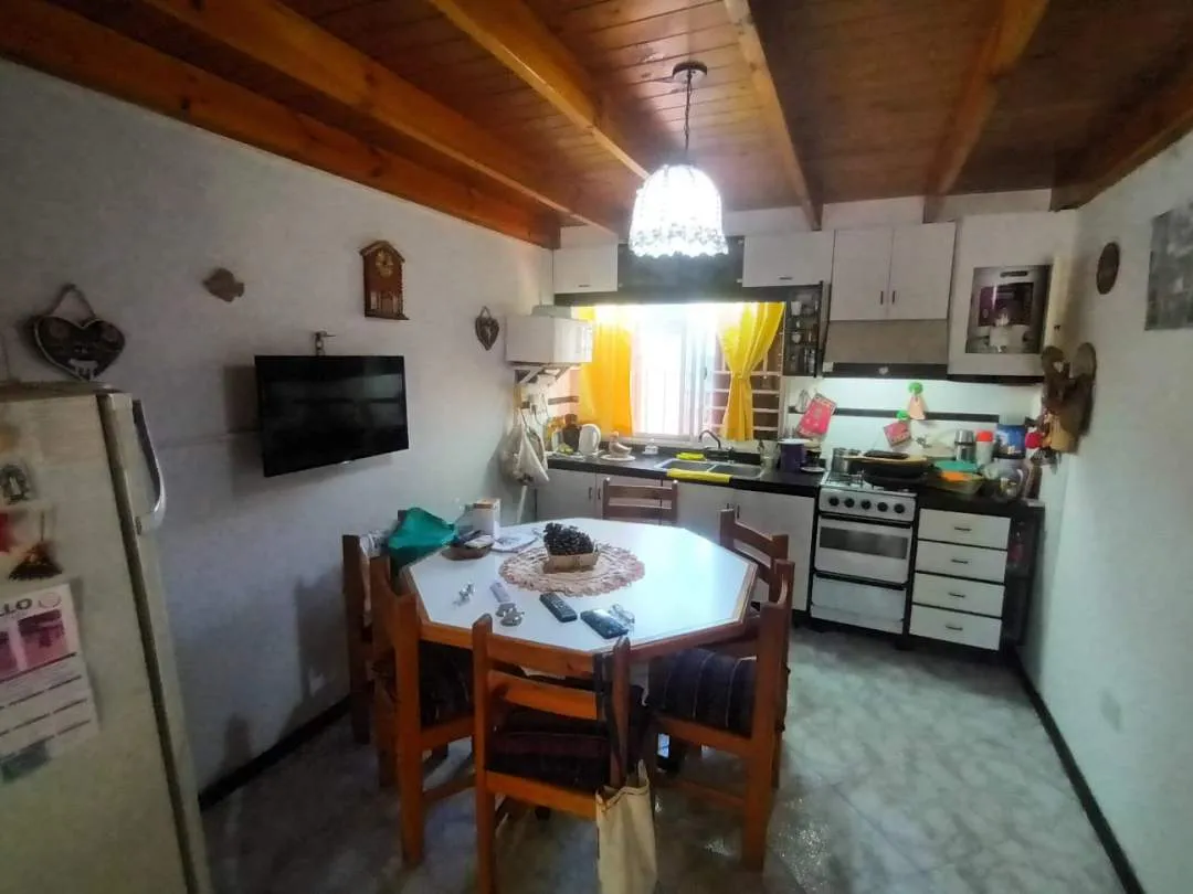 478 - CHALET 3 AMBIENTES - ASFALTO