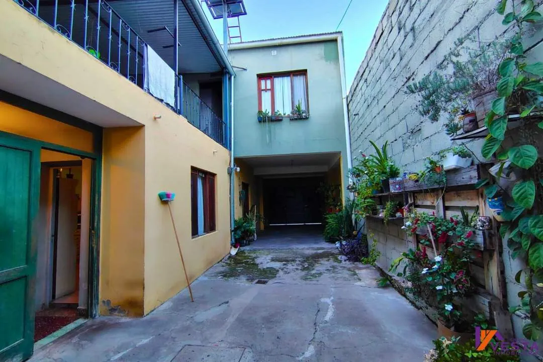 BARRIO SAN CAYETANO-CASA-VENTA-SALTA