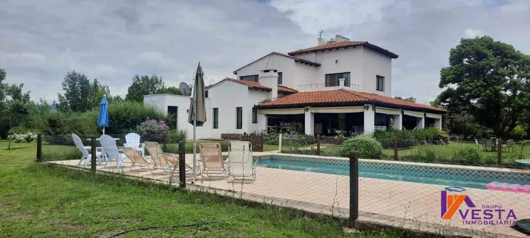Oportunidad: Casa Familiar en Club de Campo Capiasú, SALTA ZONA SUR