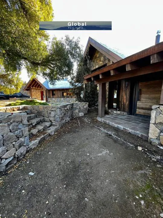 Fabulosa Casa En El Peñón Del Lolog San Martín De Los Andes, Patagonia Argentina