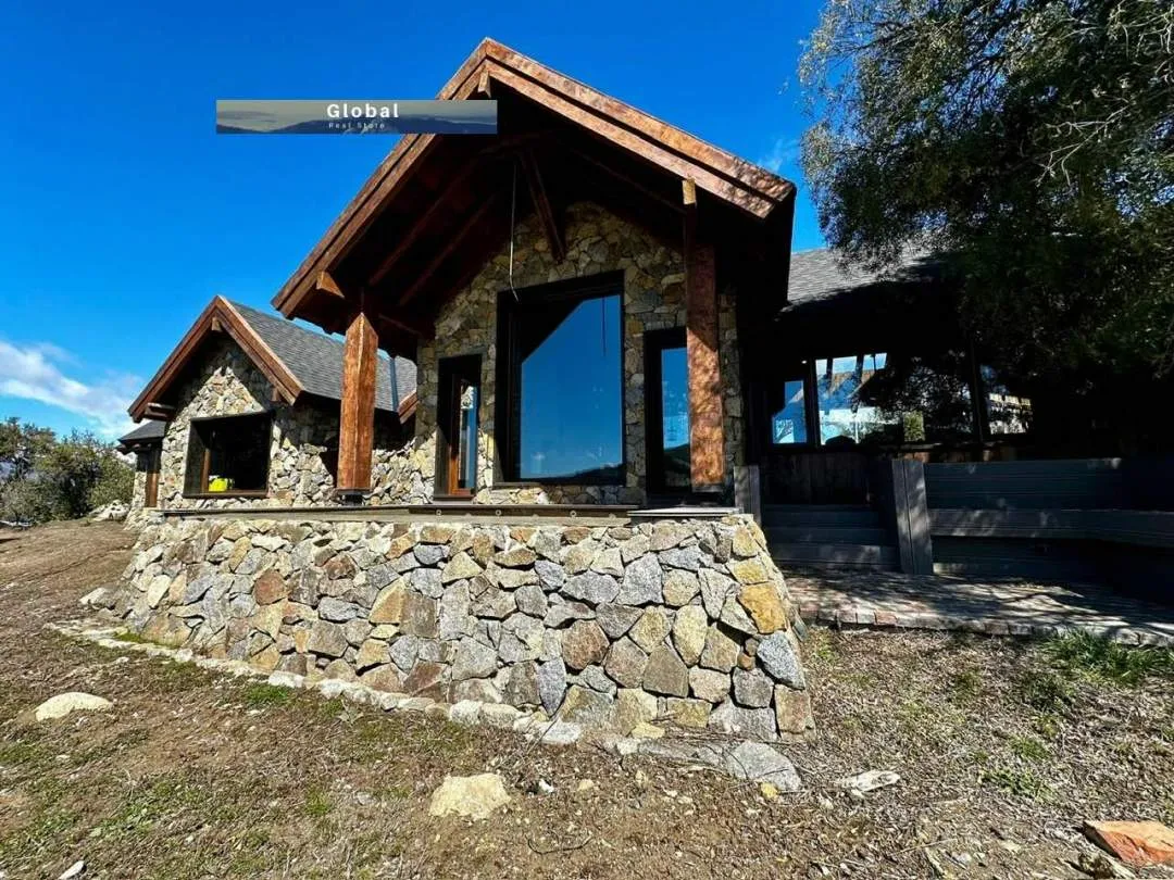 Fabulosa Casa En El Peñón Del Lolog San Martín De Los Andes, Patagonia Argentina