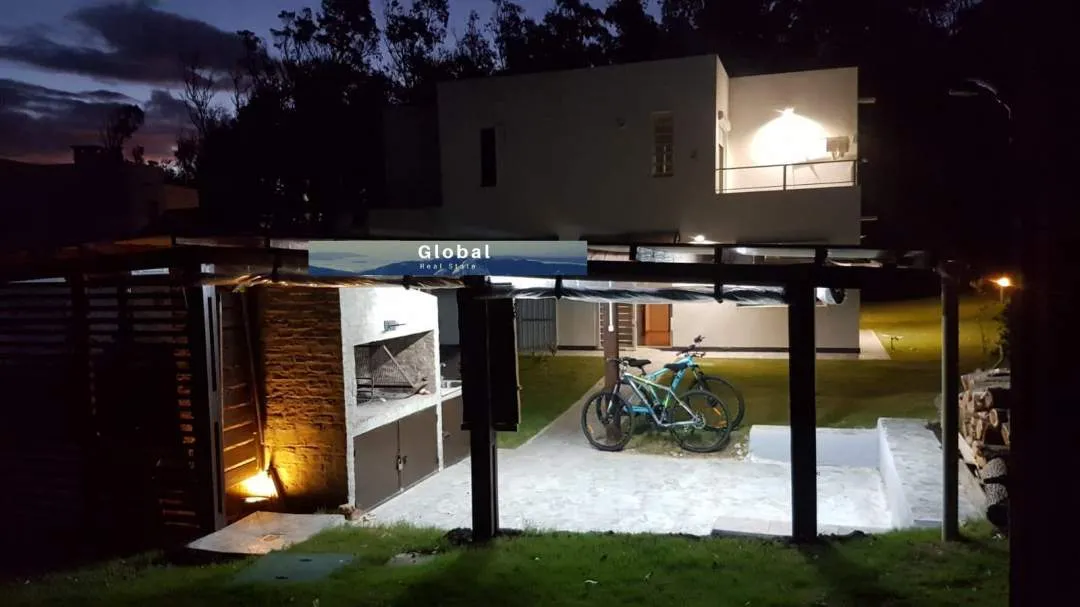 Casa De Playa En Condominio, Bella Vista Maldonado Uruguay