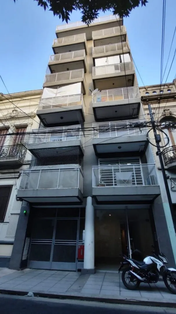 Monoambiente Con Balcón En Zona Céntrica