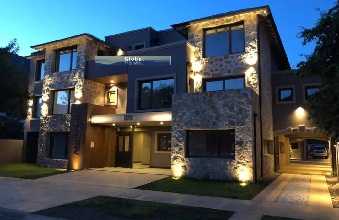 Venta En Bloque 6 Consultorios Ed Merlot, San Martín De Los Andes Patagonia Argentina