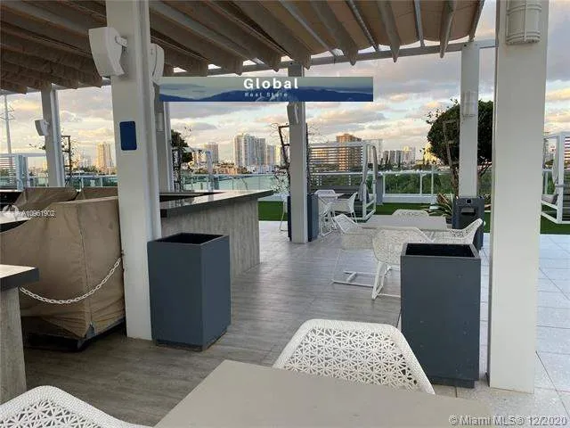 Fabuloso Penthouse De 3 Plantas Sunny Isles Beach, Miami Fl Usa