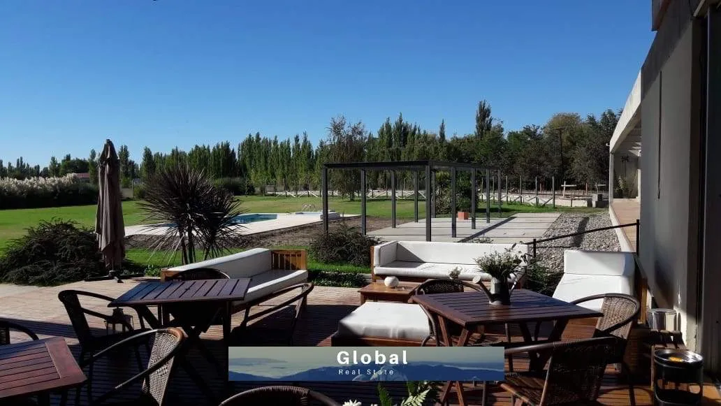 Excelente Hotel Ruta 22, Plottier Neuquén Patagonia Argentina