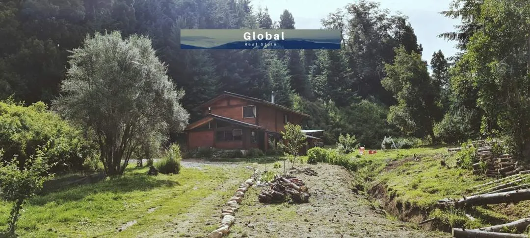 CHACRA CON CASA Y CABAÑAS, MALLÍN AHOGADO BOLSÓN, PATAGONIA ARGENTINA