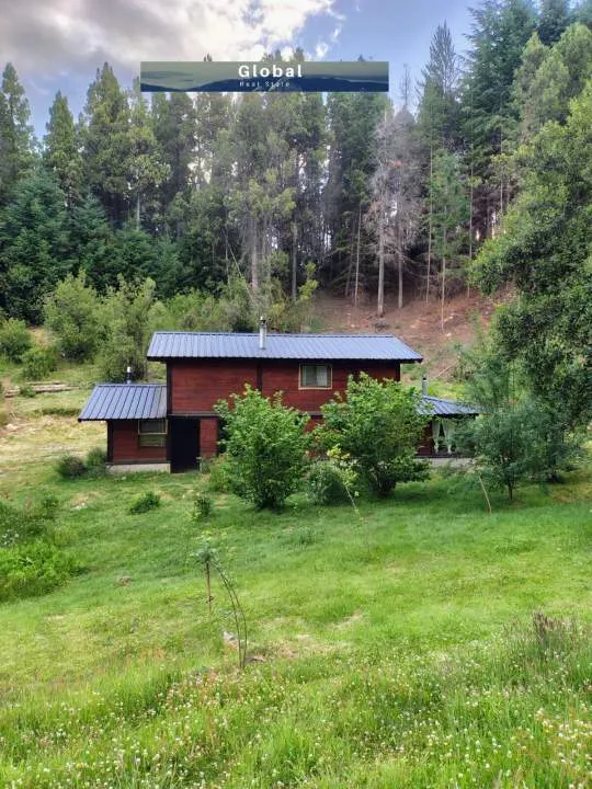 CHACRA CON CASA Y CABAÑAS, MALLÍN AHOGADO BOLSÓN, PATAGONIA ARGENTINA