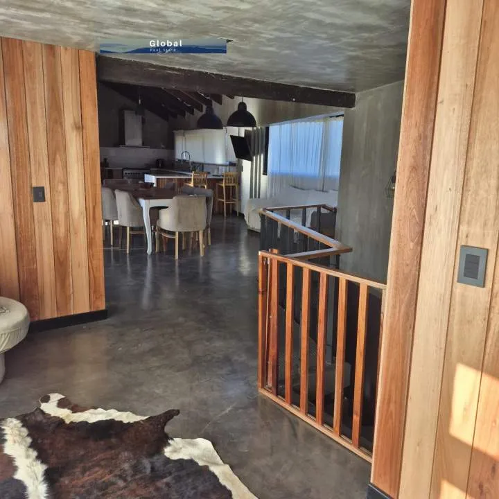 EXCLUSIVA CASA SAN MARTÍN DE LOS ANDES, PATAGONIA ATRGENTINA