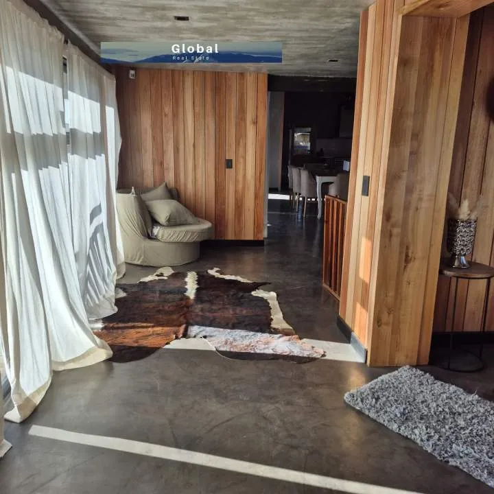 EXCLUSIVA CASA SAN MARTÍN DE LOS ANDES, PATAGONIA ATRGENTINA