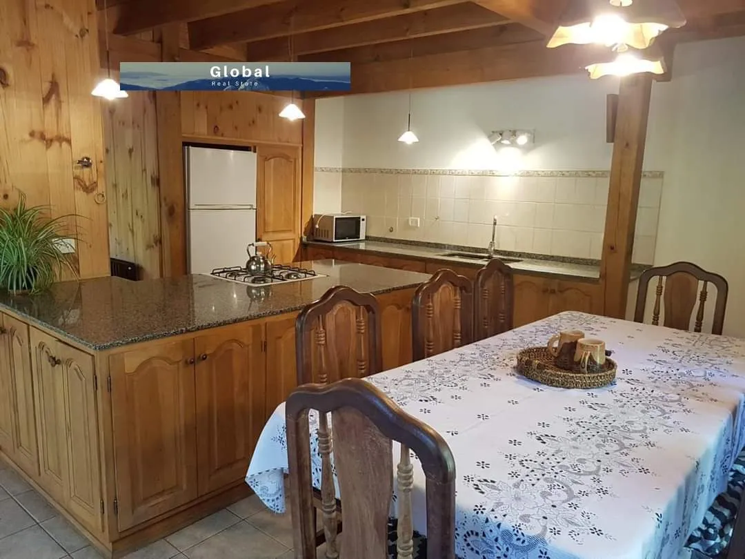 CASA BARRIO ALTOS DEL SOL SAN MARTÍN DE LOS ANDES, PATAGONIA ARGENTINA