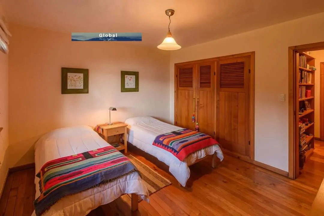 CASA LAGO LOLOG, SAN MARTÍN DE LOS ANDES PATAGONIA ARGENTINA