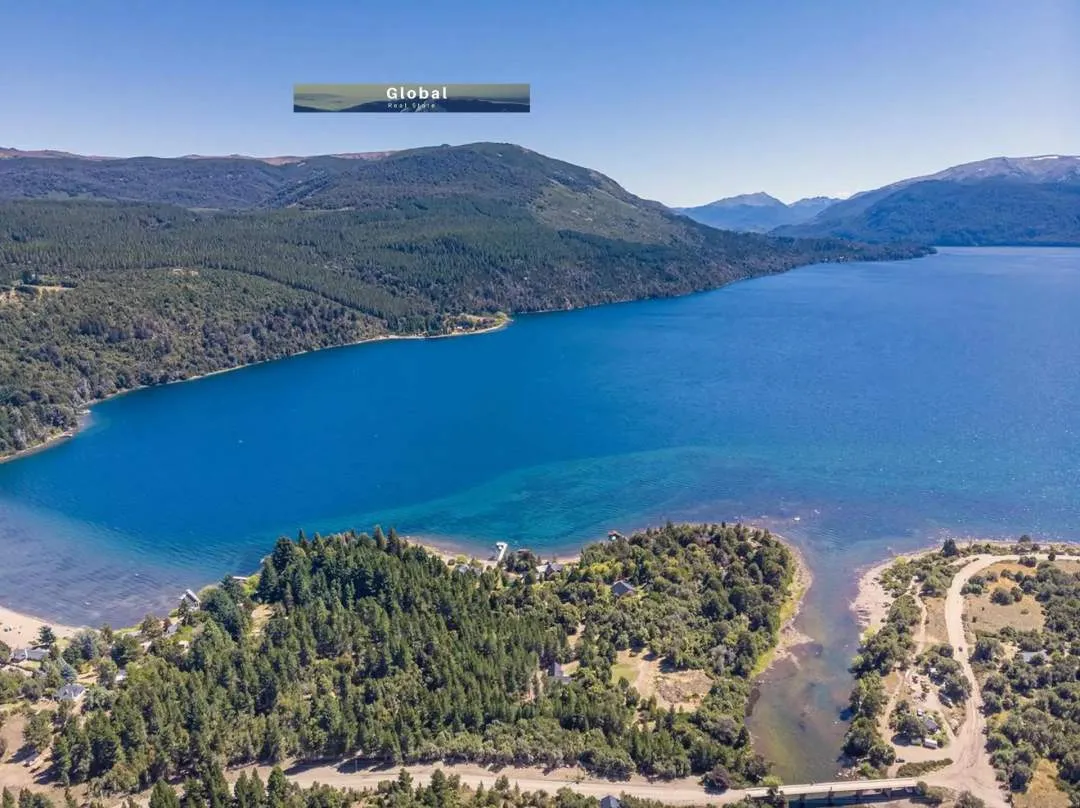 CASA LAGO LOLOG, SAN MARTÍN DE LOS ANDES PATAGONIA ARGENTINA