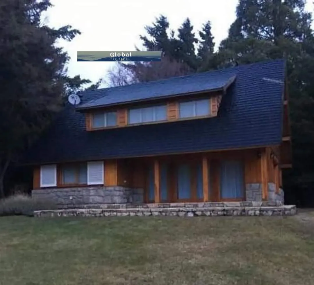 CASA LAGO LOLOG, SAN MARTÍN DE LOS ANDES PATAGONIA ARGENTINA