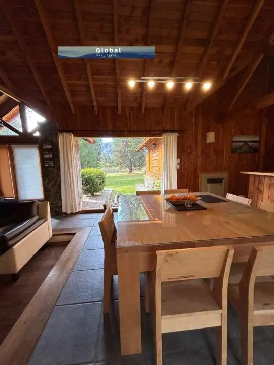 CASA BARRIO CERRADO CHIHUALLANCA LOLOG, SAN MARTÍN DE LOS ANDES PATAGONIA ARGENTINA