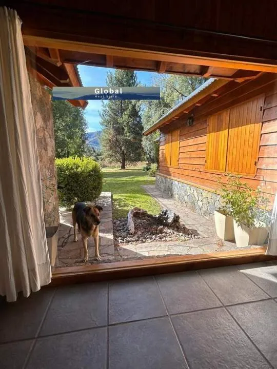 CASA BARRIO CERRADO CHIHUALLANCA LOLOG, SAN MARTÍN DE LOS ANDES PATAGONIA ARGENTINA