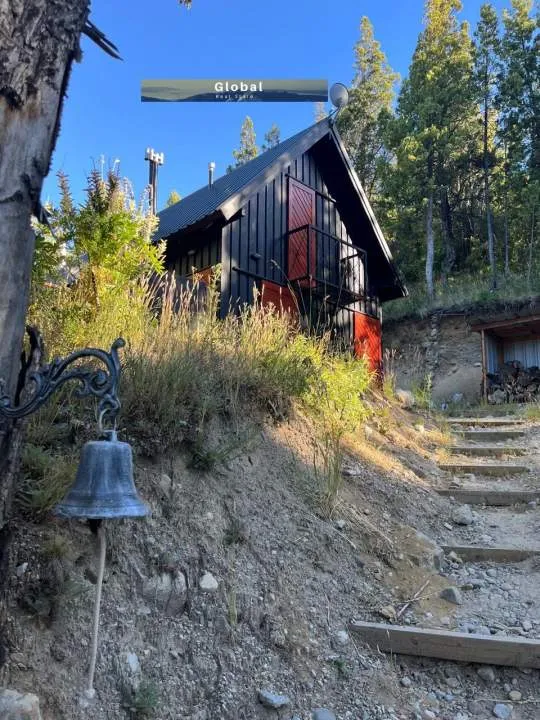 FABULOSA CABAÑA EN BARRIO CERRADO, COSTA LAGO CHOLILA, CHUBUT PATAGONIA ARGENTINA