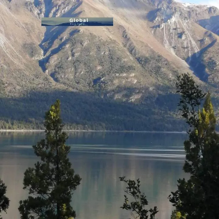 FABULOSA CABAÑA EN BARRIO CERRADO, COSTA LAGO CHOLILA, CHUBUT PATAGONIA ARGENTINA