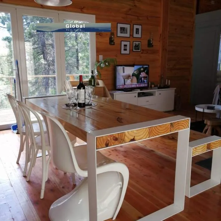FABULOSA CABAÑA EN BARRIO CERRADO, COSTA LAGO CHOLILA, CHUBUT PATAGONIA ARGENTINA