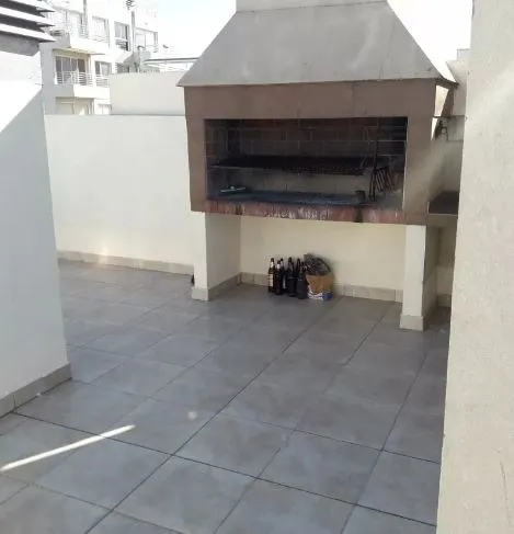 Moambiente Con Patio Interno Y Cochera