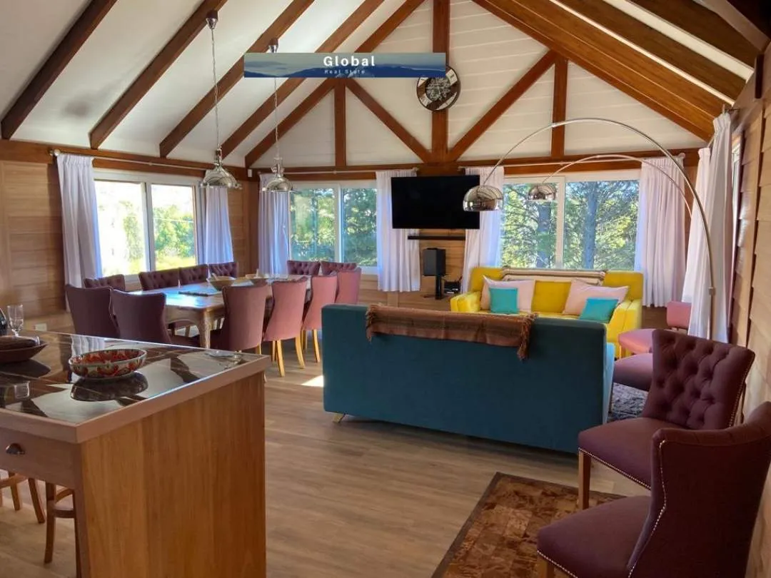 ALQ TEMP CASA PARA 19 PAX SAN MARTÍN DE LOS ANDES, PATAGONIA ARGENTINA