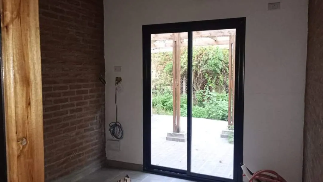 CASA MODERNA 3AMB ESTILO INDUSTRIAL A ESTRENAR!