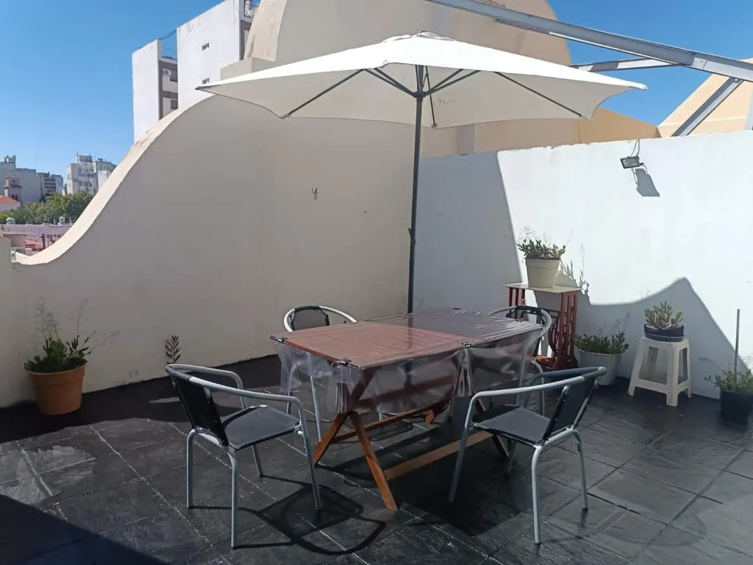 Excelente duplex + terraza propia