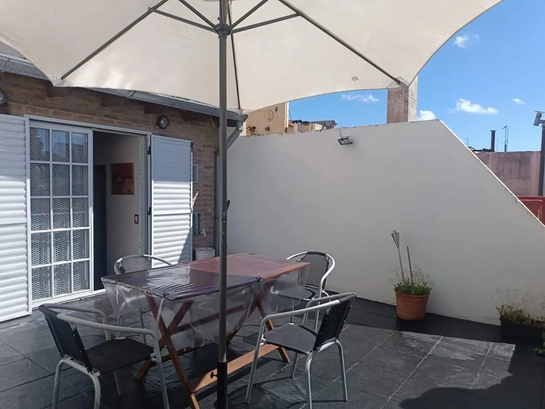 Excelente duplex + terraza propia