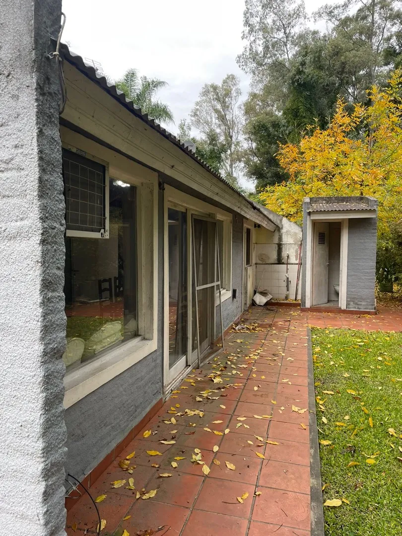 Casa En Venta En Moron En Country Club El Potrero