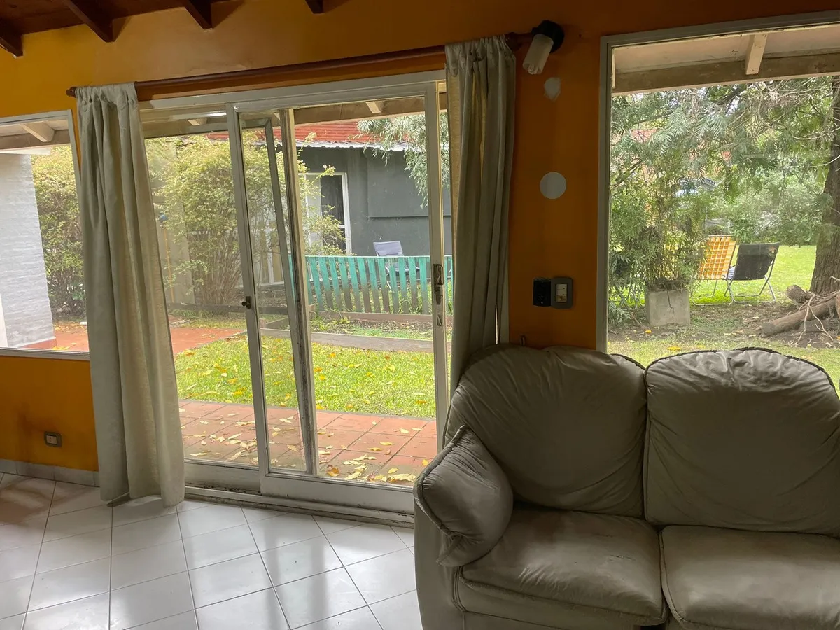 Casa En Venta En Moron En Country Club El Potrero
