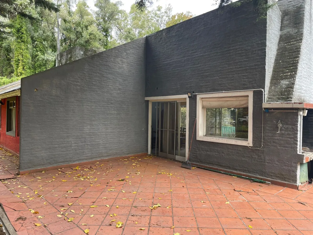 Casa En Venta En Moron En Country Club El Potrero