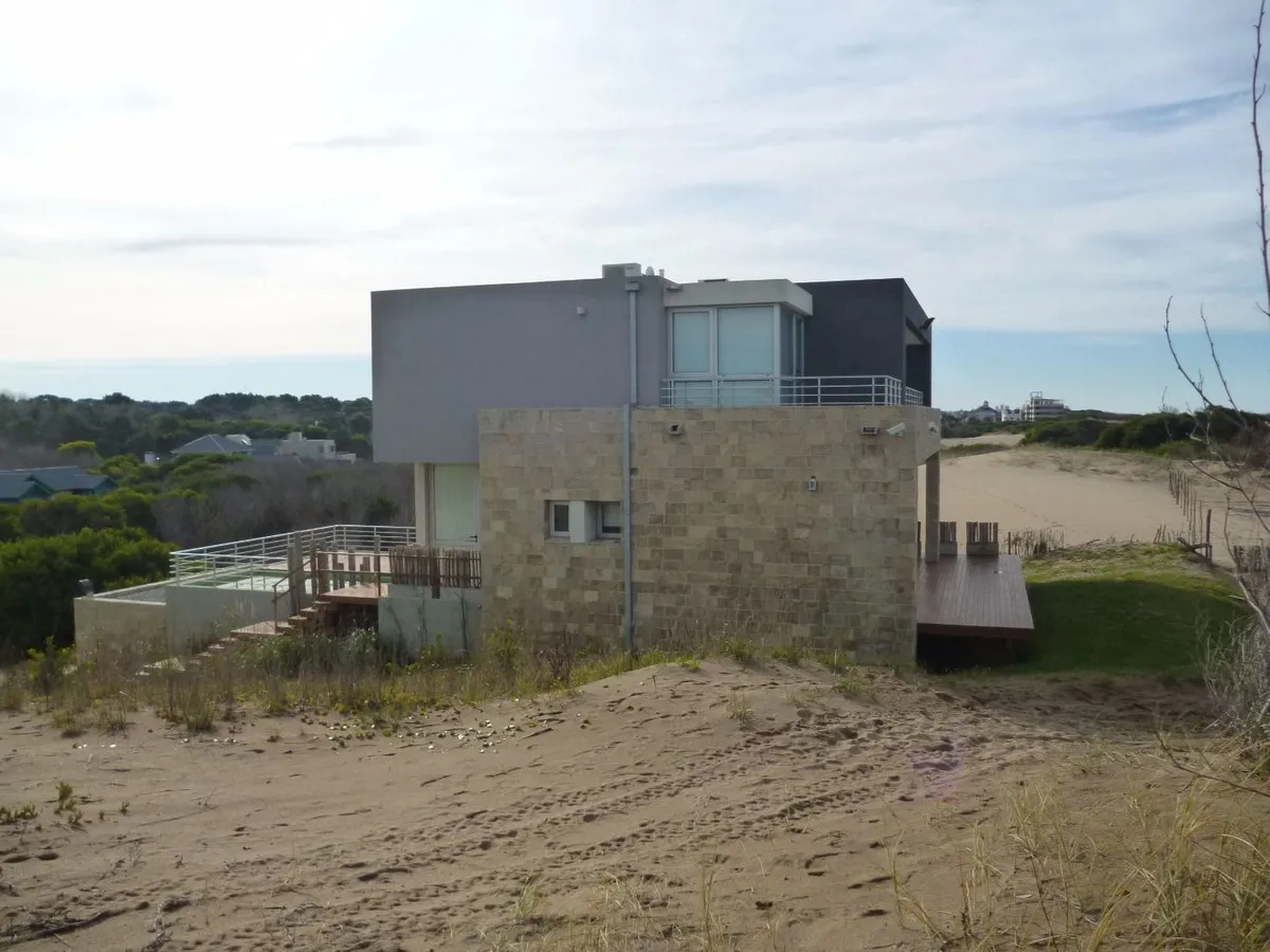 En Cariló | Lote con vista al mar A1.-